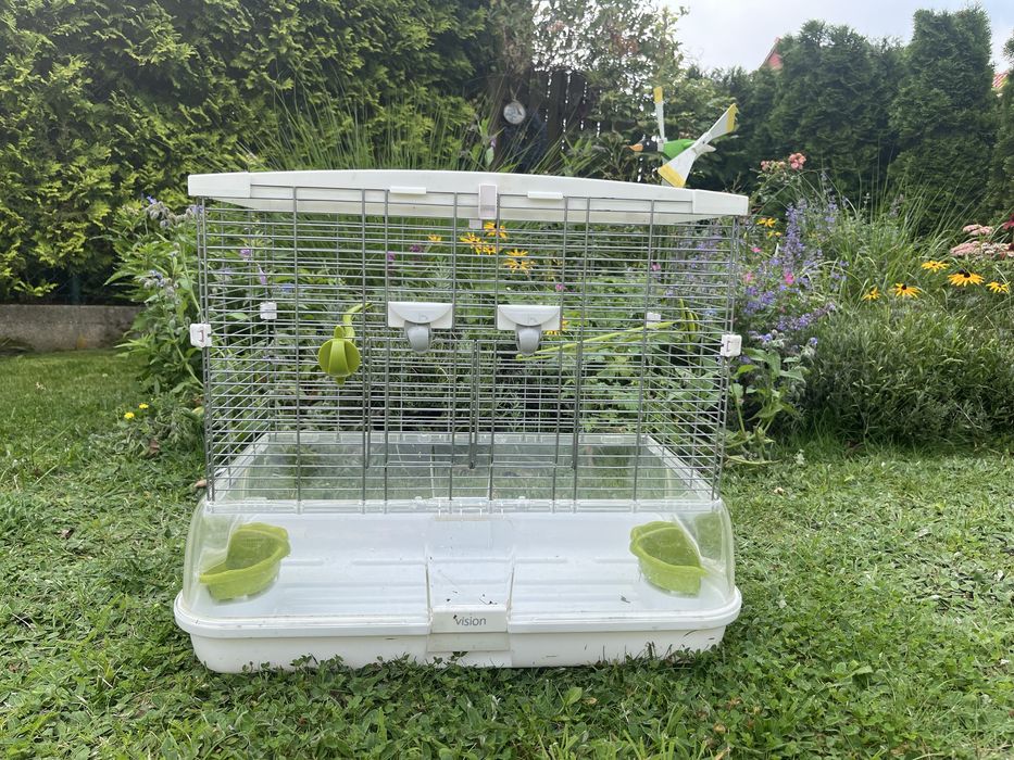 Klatka dla ptaków  papug kanarków Hagen Vision średnia