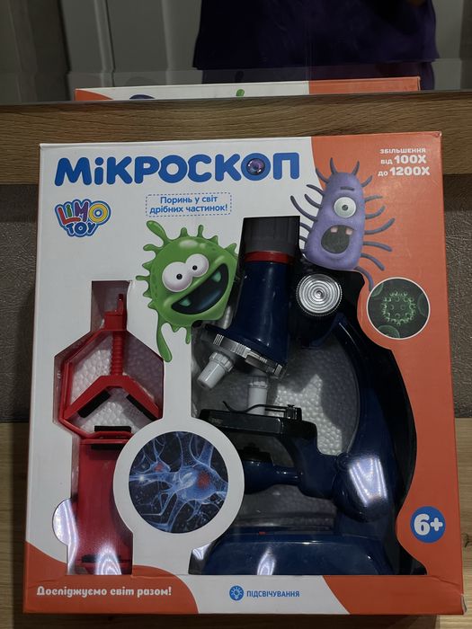 Дитячий мікроскоп