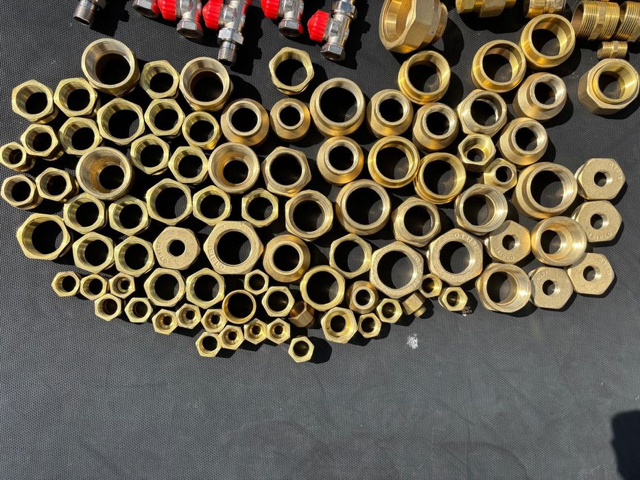 Zawory kolanka kształtki hydraulika