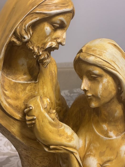 Linda Sagrada familia
