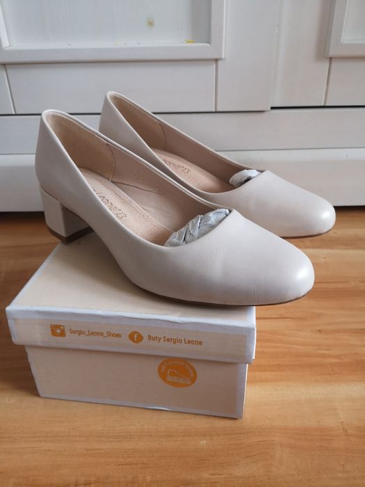 Czółenka, pantofle rozm 37