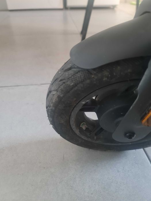 Trotinete xiaomi 4nova pouco usado