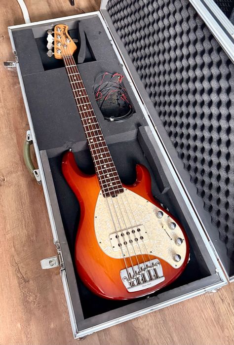 Ernie Ball Music Man StingRay 5 USA 1993 + flight case