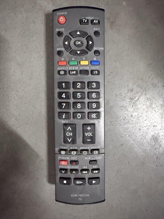 Продам телевізор panasonic TX-R32LE7A