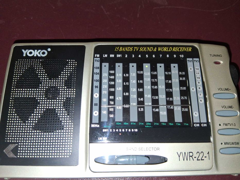 Rádio YOKO YWR-22-1 pequeno