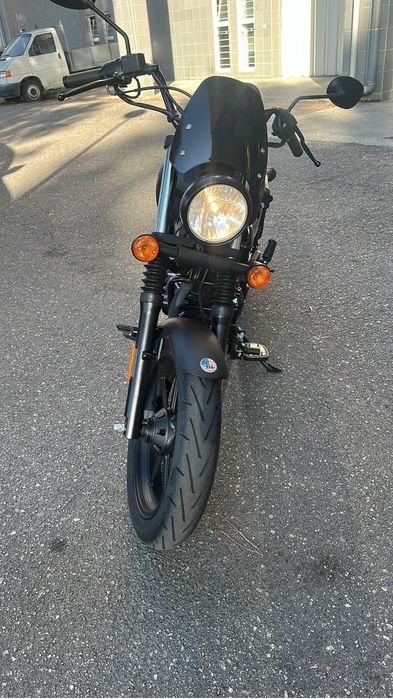 UM renegade 125 sport como nova