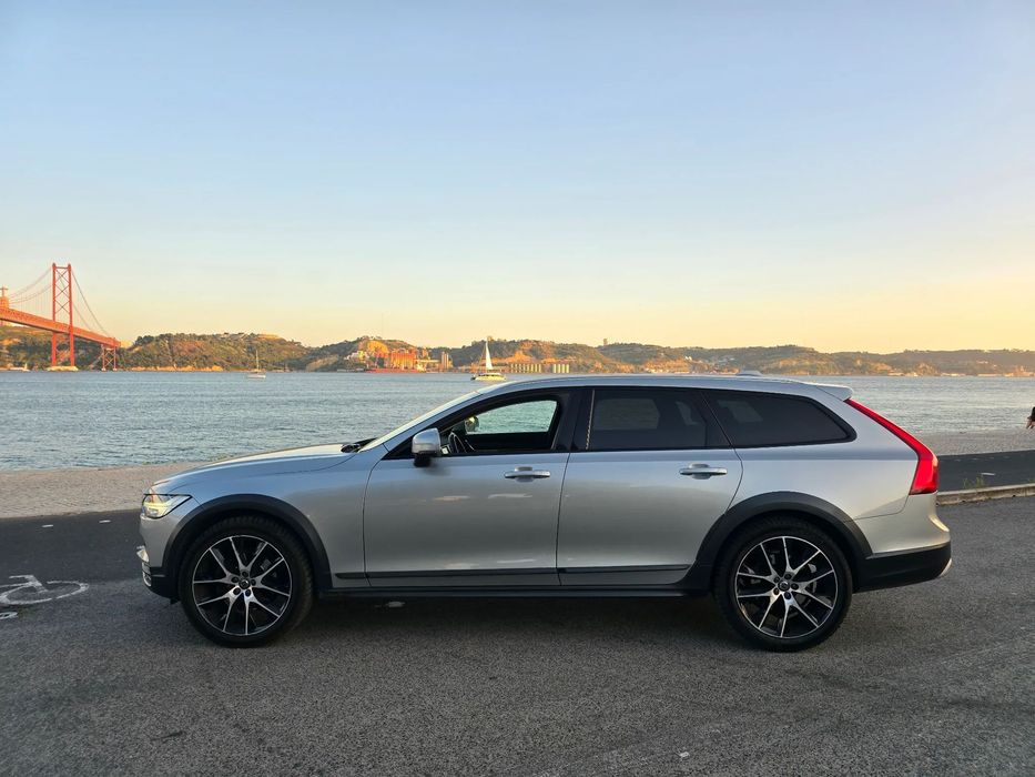 Volvo V90 Cross Country 2.0 D4 Plus AWD Geartronic