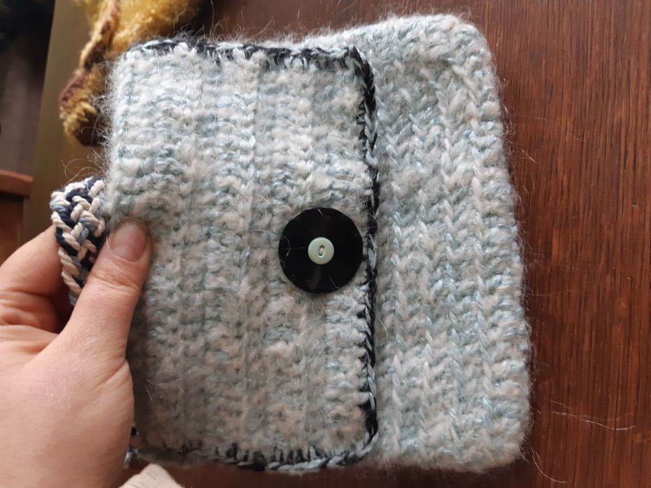 Torebka mała szydełkowa