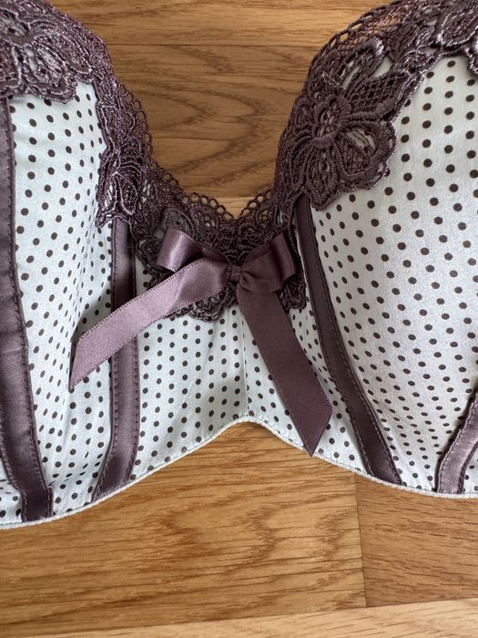 Biustonosz La Senza jedwab r. 70E bardotka