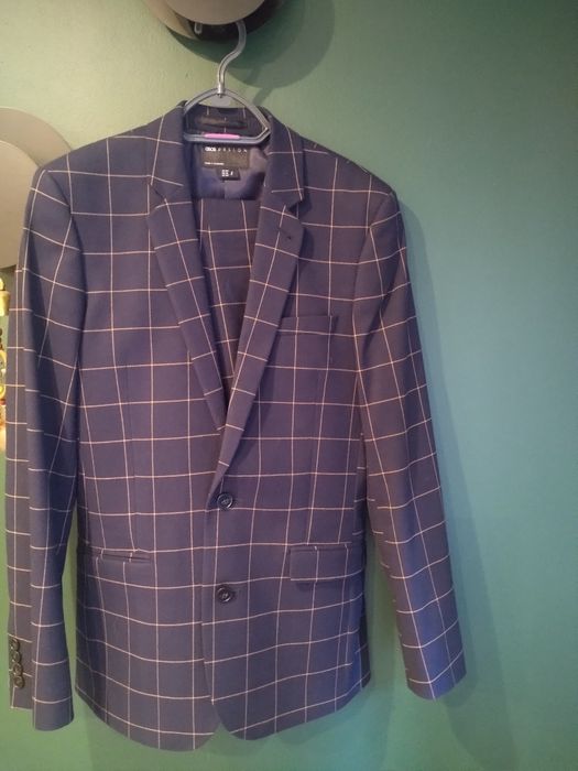 Garnitur Asos Designe bardzo modny