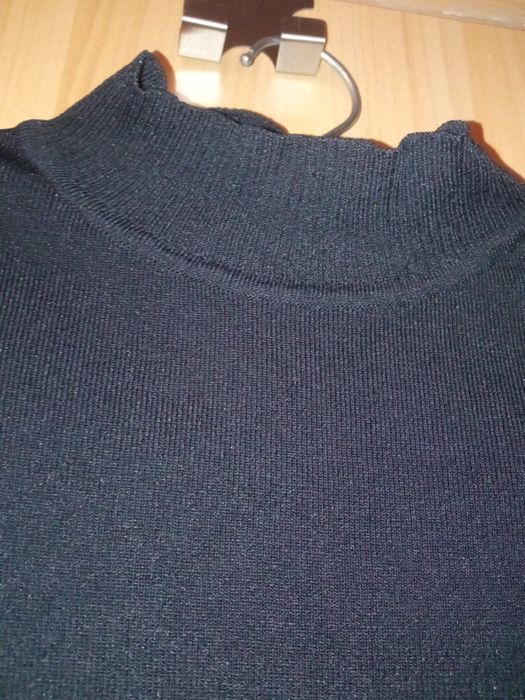 czarny ciepły pół golfik