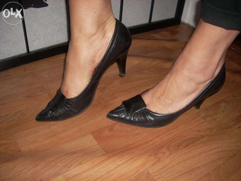 Szpilki czarne skóra 39