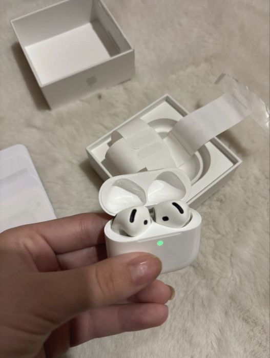 AirPods 4 USB-C Novos e Nunca Usados | Caixa Original | Seguro Incluído