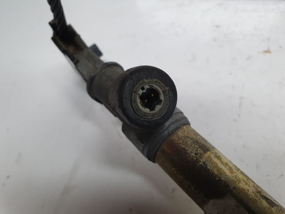 Encaixe de cinto frente esquerdo OPEL Vivaro A Furgão (X83)