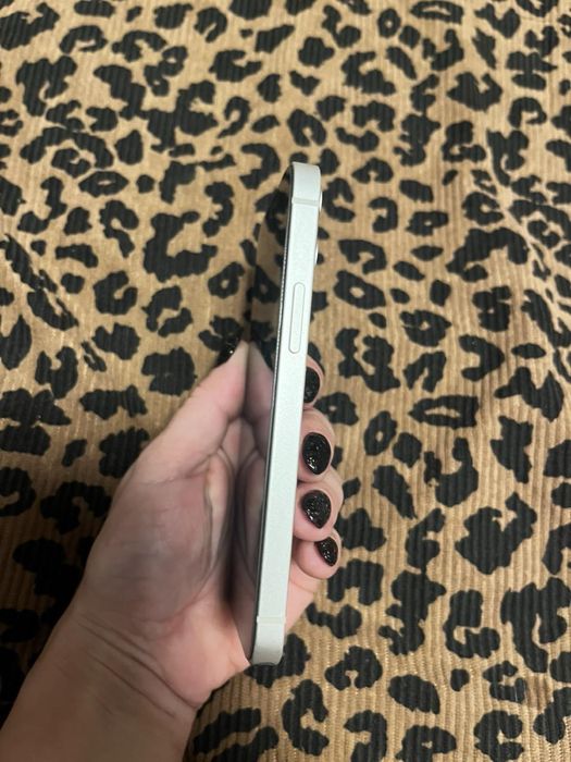 Продам айфон 12 mini на 128 GB