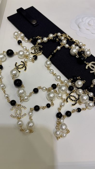 Chanel® Luksusowy naszyjnik CC® ekskluzywna biżuteria łańcuszek perły