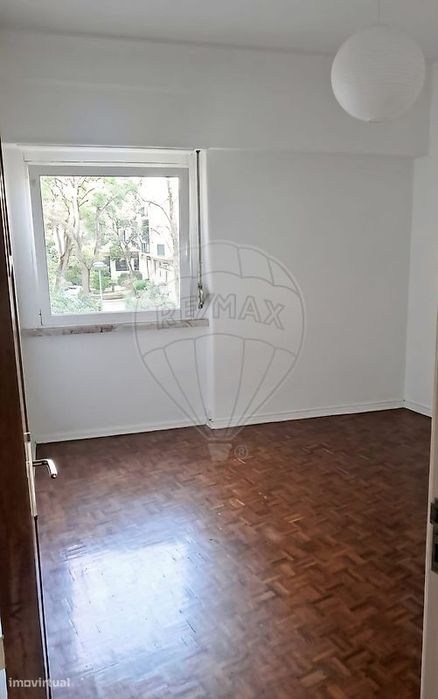 Apartamento T3 para arrendamento