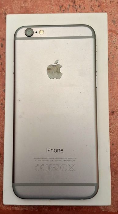 IPhone 11  64gigas e iphone 6 128 gigas so para peças