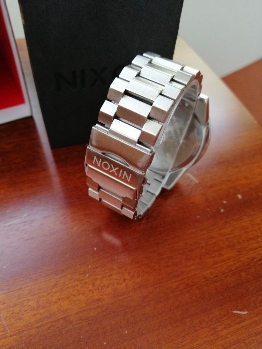 Relógio de pulso Nixon Corporal SS Take Charge