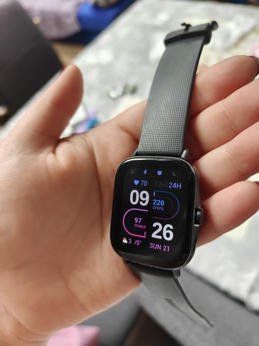 Smartwatch Amazfit GTS 2 + dodatki