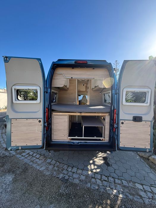 Armazemento Deslizante para Autocaravana