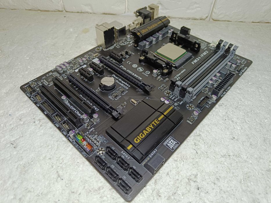 КОМПЛЕКТ Материнка AMD Gigabyte GA-F2A88X-D3H + проц A8-7600 sFM2+