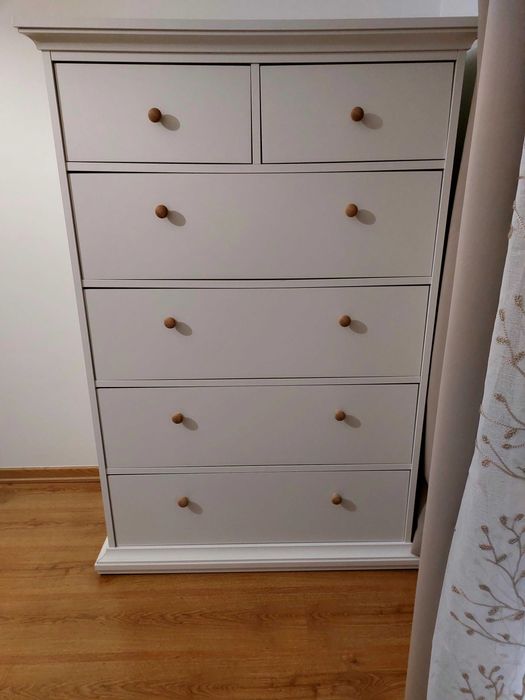 Comoda e 2 mesas de cabeceira