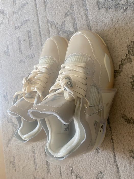 Air Jordan 4 White sail