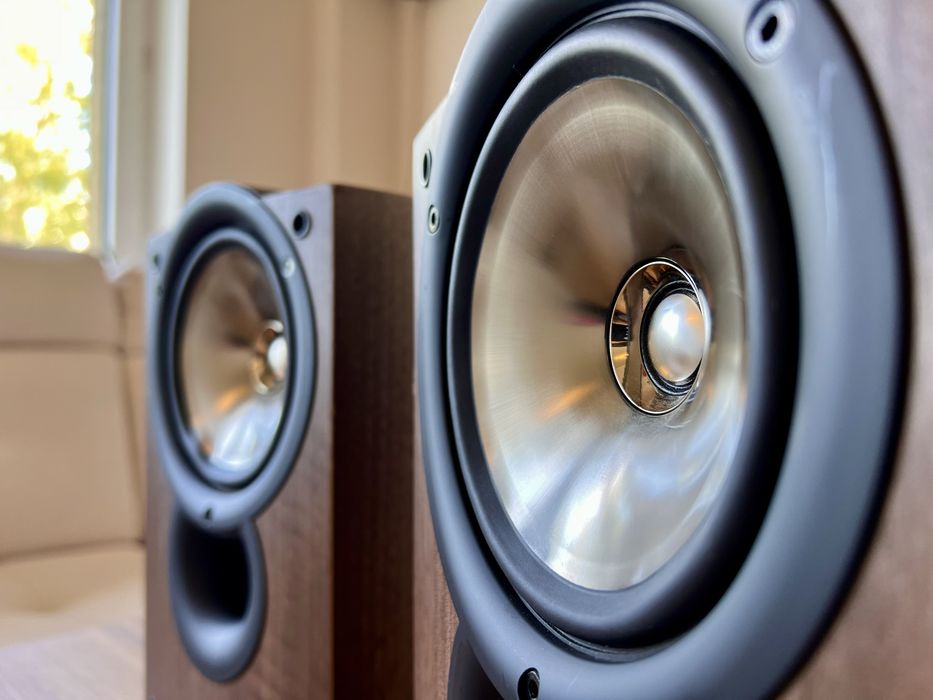 KEF iQ1   Q-series Kolumny Monitory stereo głośniki Bi-amping