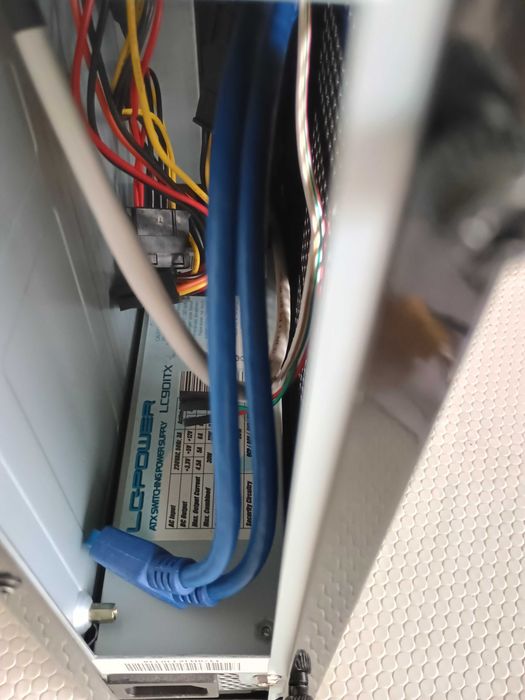 Caixa Mini-ITX LC Power LC-1370BII