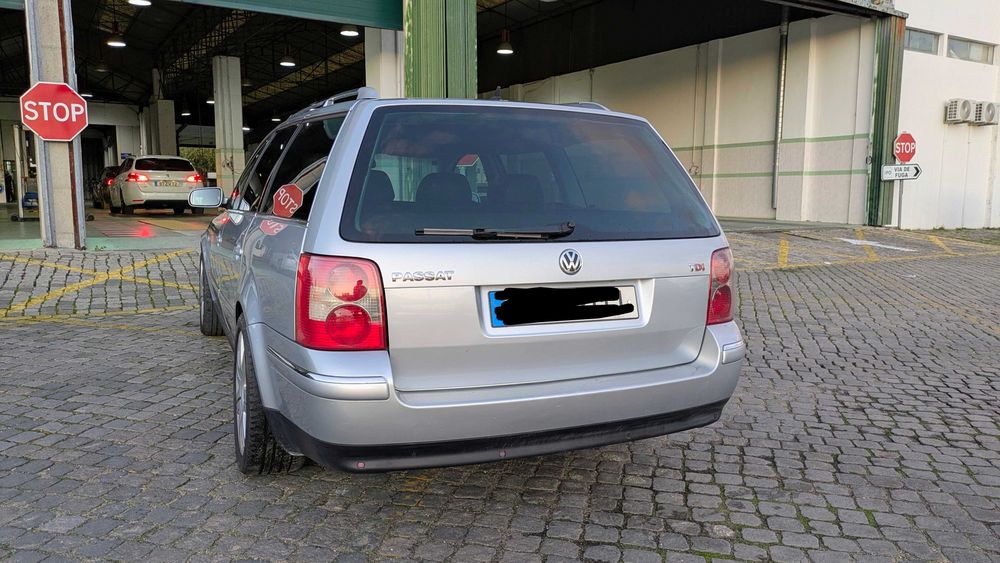 Volkswagen Passat Highline 1.9 TDI Automático – 2002