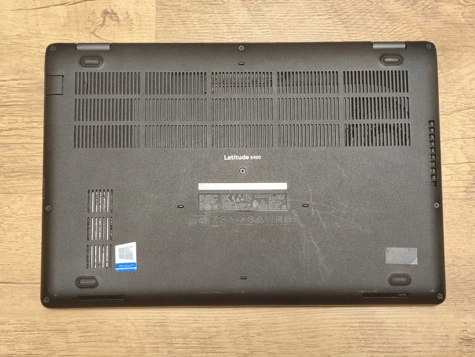 DELL Latitude 5400 / i7-8665U / 8 Gb DDR4 / 256 Gb SSD / 14" IPS
