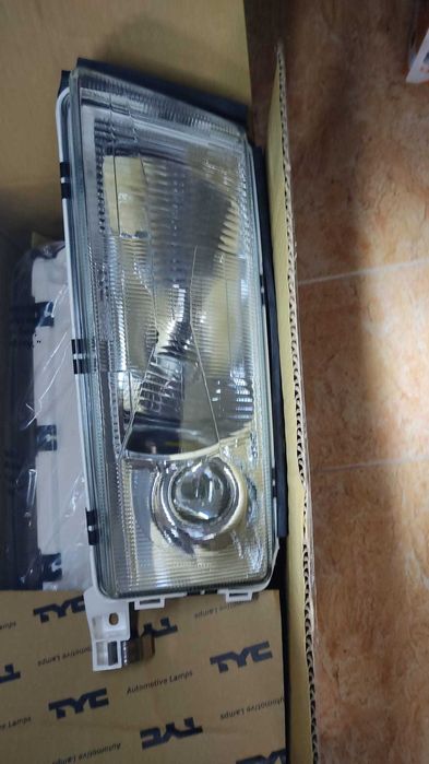 Faróis skoda octavia novos