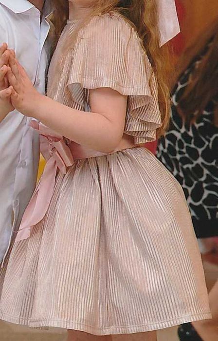 Підъ'юбник дитячий пишний, два шари жорсткої сітки, та подвійна рюша