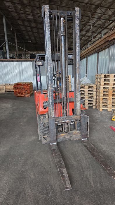 Навантажувач погрузчик