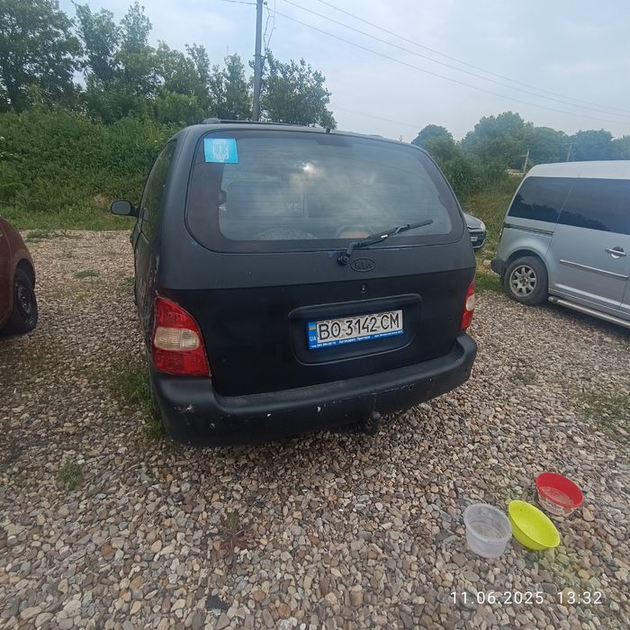 Продам кіа карнавал