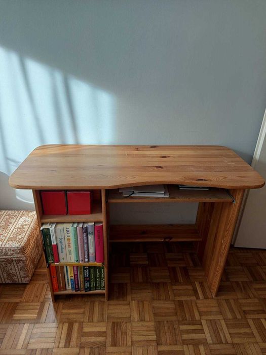 Biurko komputerowe sosnowe