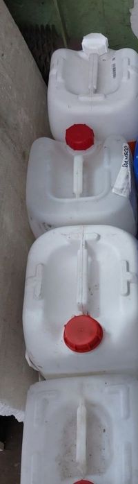 Baniaki karnistry 100litrow 5sztuk po 20litrow PE HD mega mocne