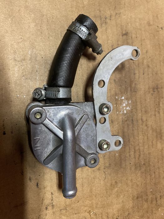 Aprilia MX 125 RX 125 SX 125 ETX 125 RS 125 zawór membranowy B587