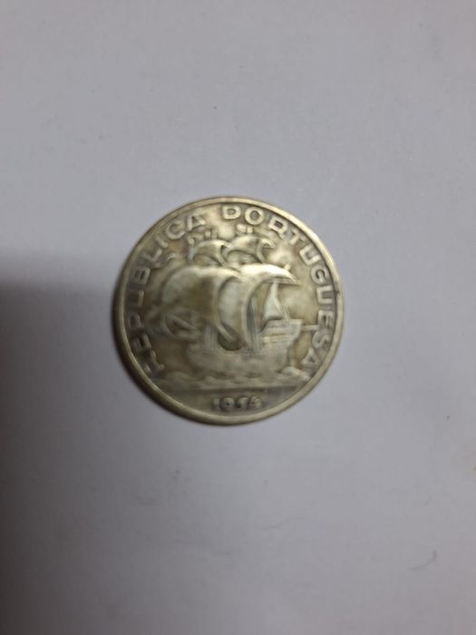 Moedas de prata de dez escudos antigas