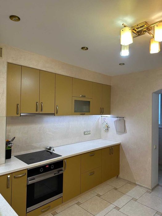 Продаж 3 кімн Милославська 16, 95,7 кв.м. ремонт Троєщина БЕЗ %