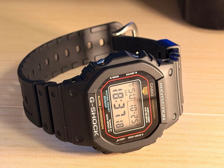 Zegarek Casio G-shock DW-5600RL