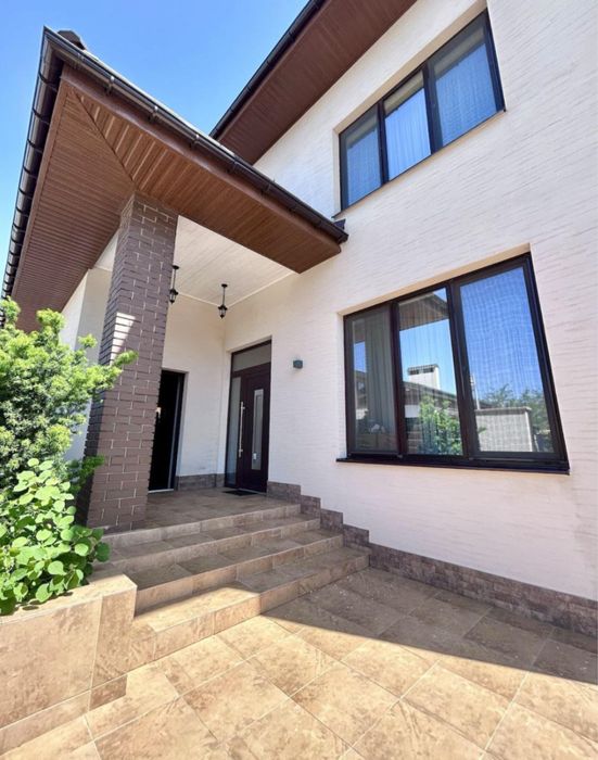 Сосновый берег.Дом у моря и леса в элитном поселке.Свой пляж ,яхт клуб