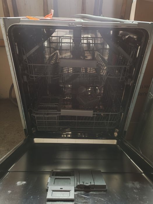 Zmywarka pod zabudowę