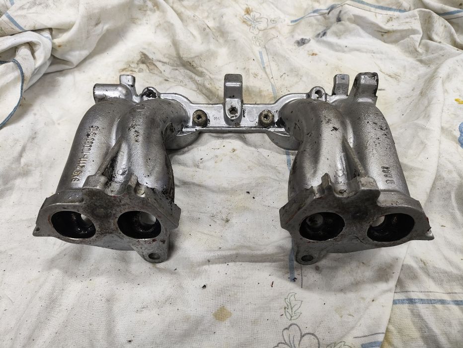 Впускний колектор ваз 2109