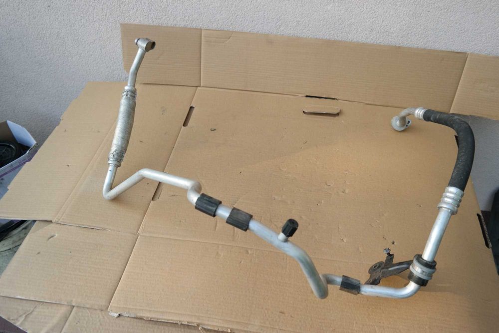 Wąż klimatyzacji 2.0Tdi 140 Passat B7