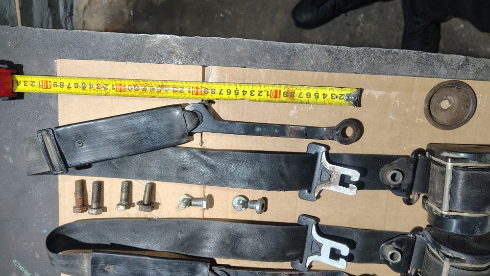 Ремні безпеки інерційні стан дуже добрий