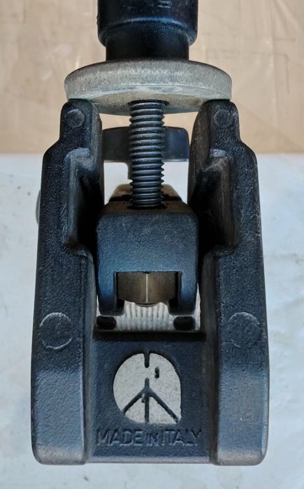 Затискачі Manfrotto #171, #035.