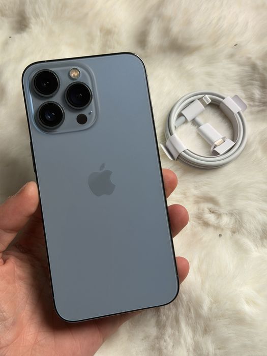 iPhone 13 Pro 256 GB, jak nowy, kondycja 97%