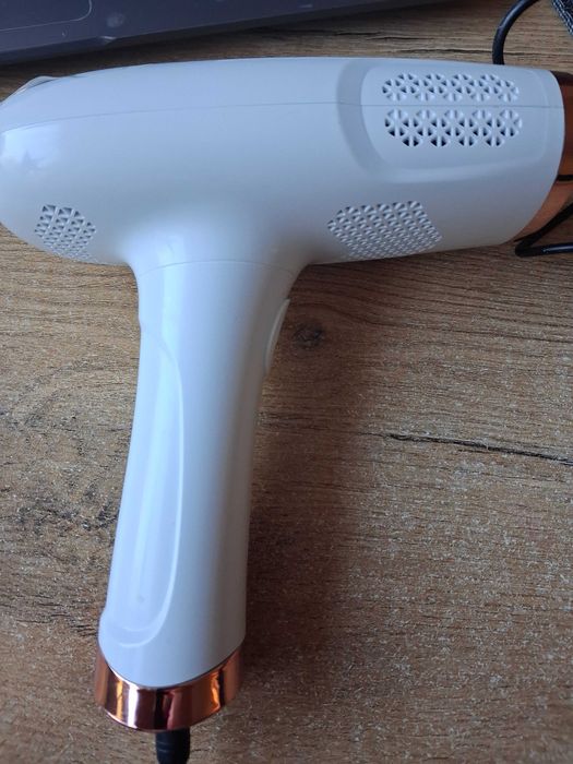 IPL depilatpr laserowy bezbolesny